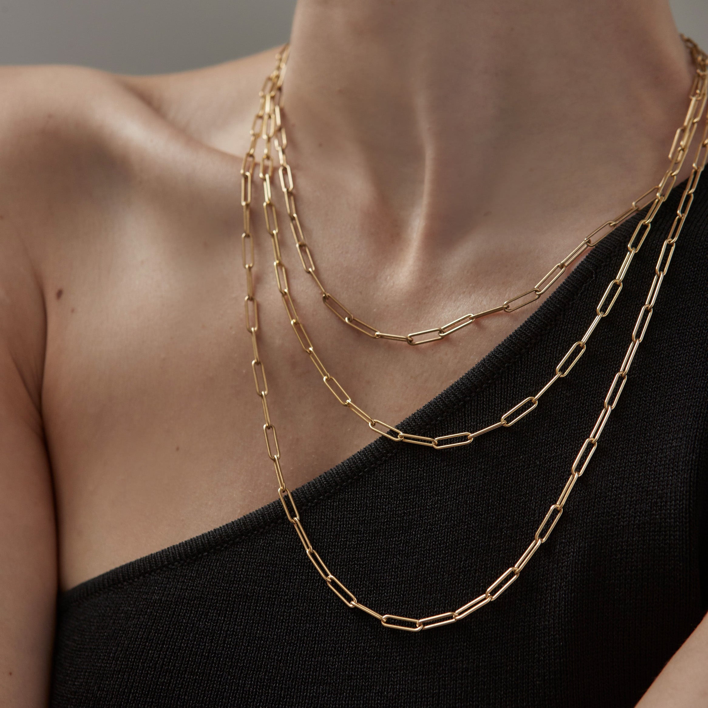 Elongated Paperclip Link Necklace